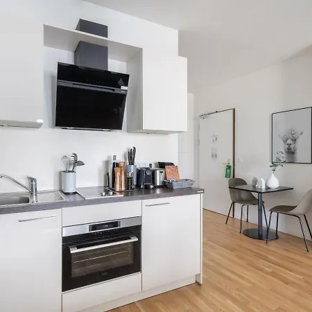 Limehome Nikolaus-leis-strasse Ξενοδοχείο με διαμερίσματα Τρίερ