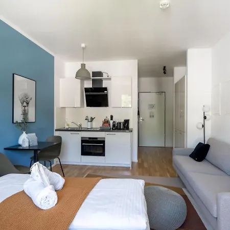 Limehome Nikolaus-leis-strasse Apart Otel