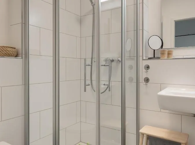 Limehome Nikolaus-leis-strasse