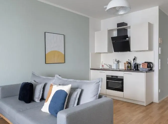 Limehome Nikolaus-leis-strasse טרייר