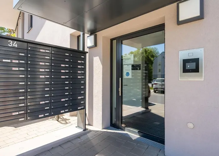 מלון דירות Limehome Nikolaus-leis-strasse טרייר